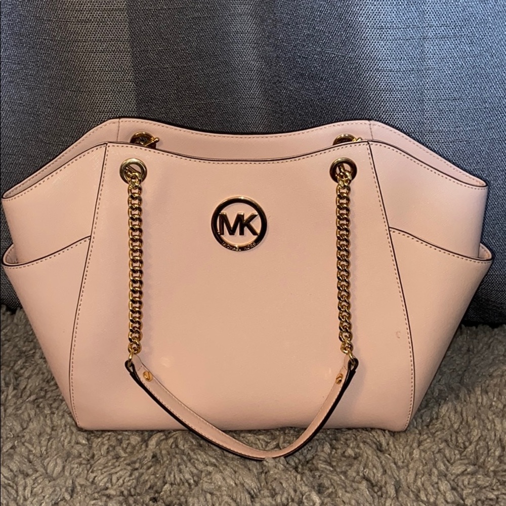 🎉SALE🎉 Michael Kors Shoulder Bag Soft Pink/ Gold